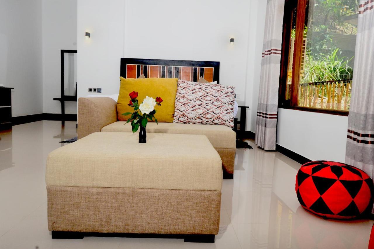 Bed and Breakfast High Grade Ella Exterior foto