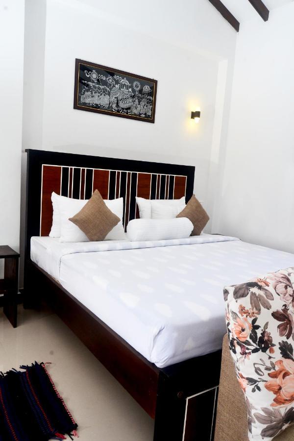 Bed and Breakfast High Grade Ella Exterior foto